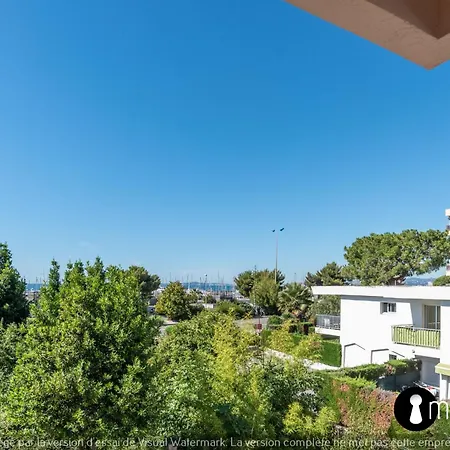 Lägenhet Air-conditioned Facing The Port Of Laurent With 2 Bedrooms Saint-Laurent-du-Var